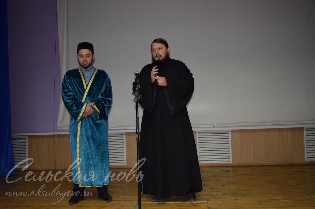 В Аксубаеве торжественно провели День призывника