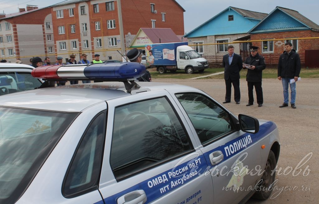 Аксубаевские полицейские провели общегарнизонный развод