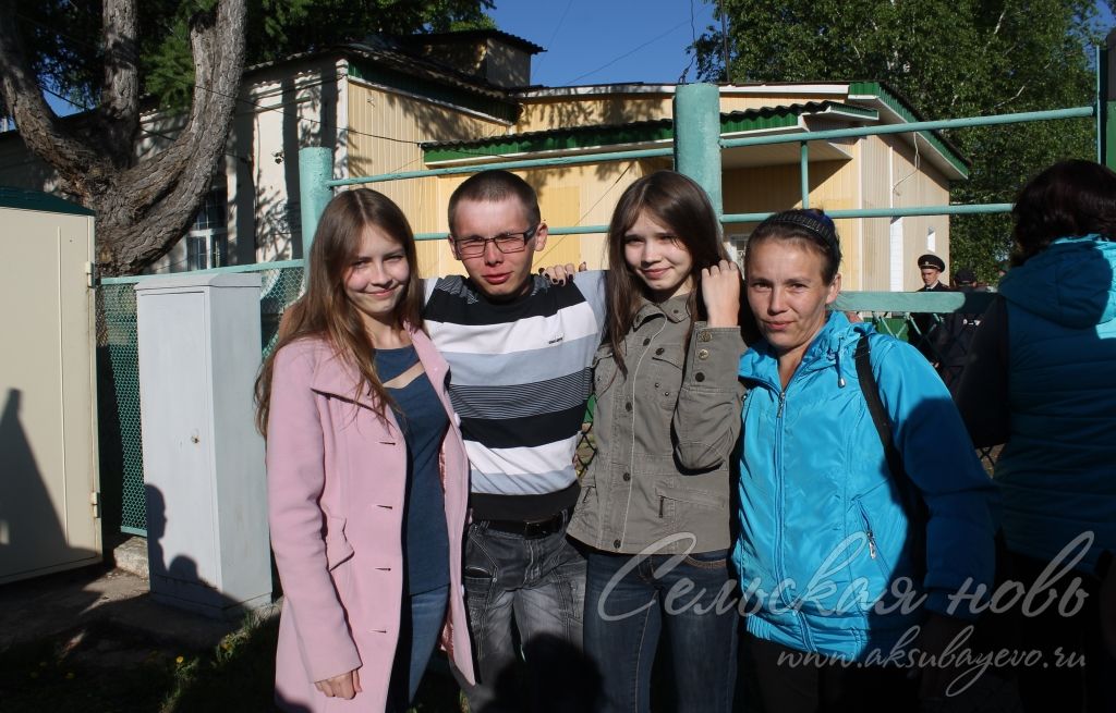 Десять юношей из Аксубаева отправились служить Родине