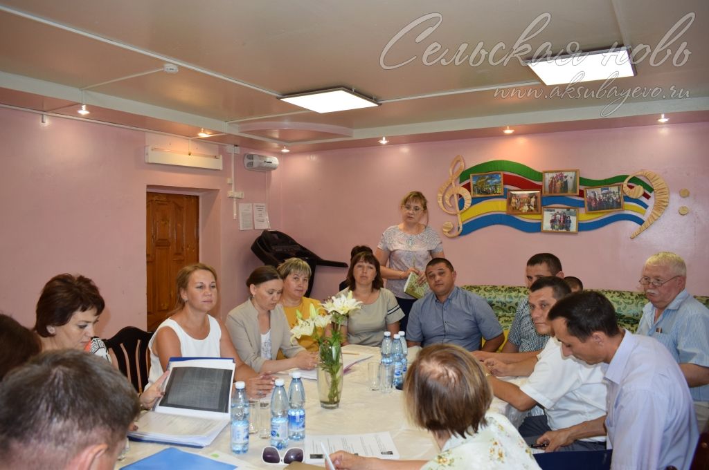 Гузель Удачина в Аксубаеве: главное внимание – на детей