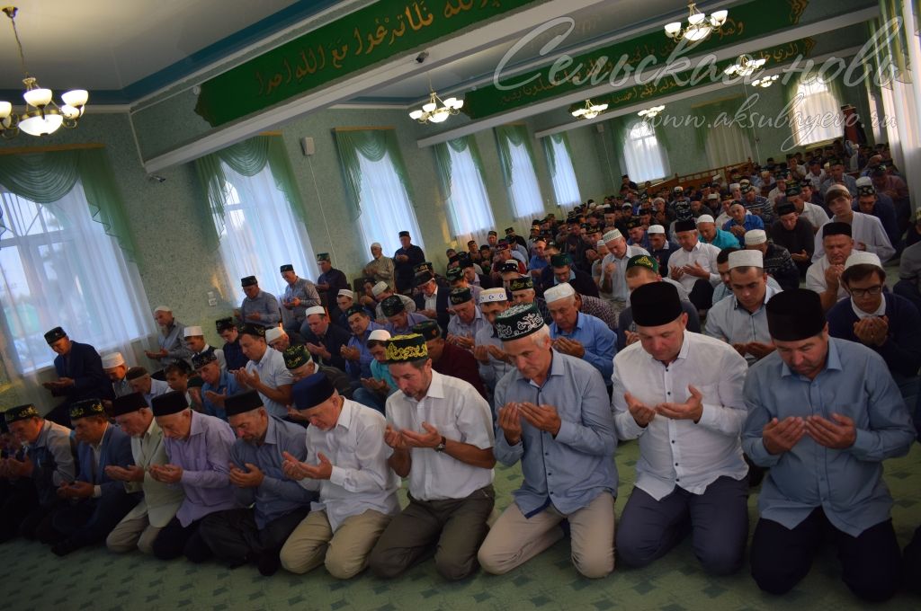В Аксубаеве один из великих праздников ислама - Курбан-байрам