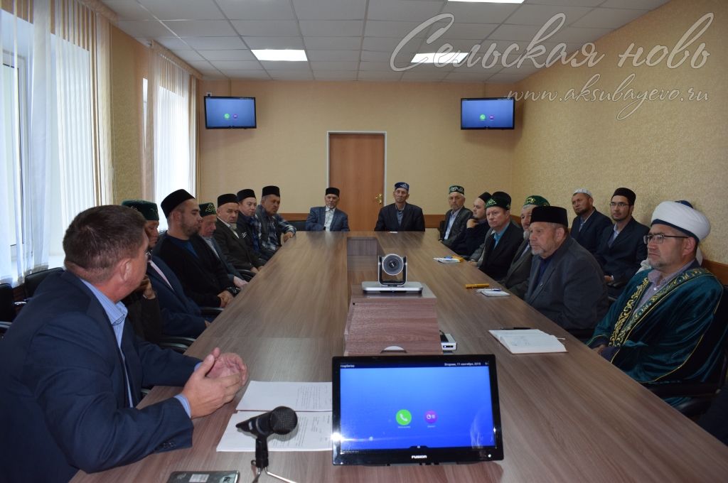 Аксубаевские имамы обсудили вопросы противодействия экстремизму за круглым столом