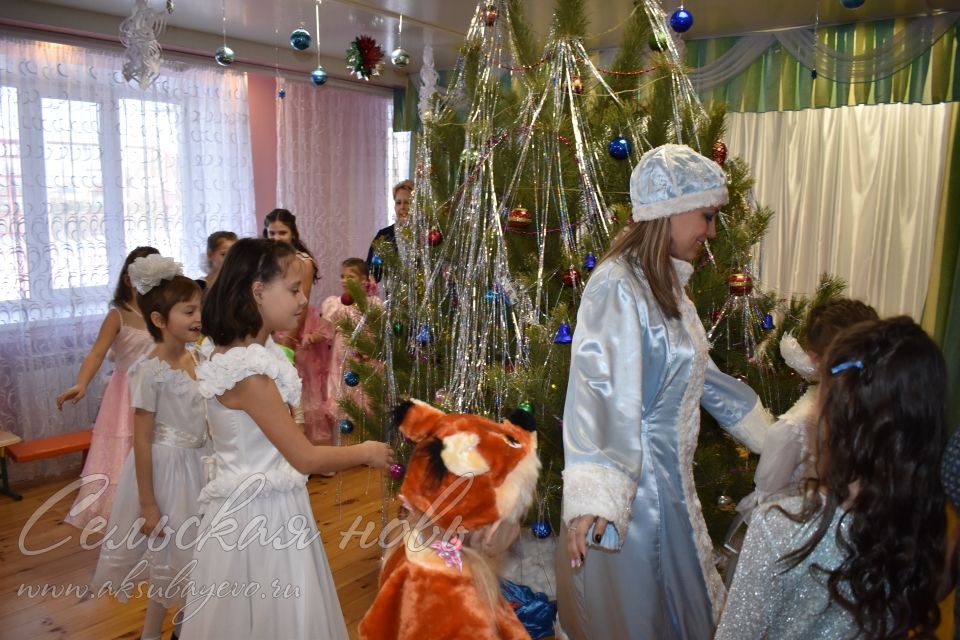 Письма воспитанников аксубаевского приюта дошли до Деда Мороза: все желания исполнены