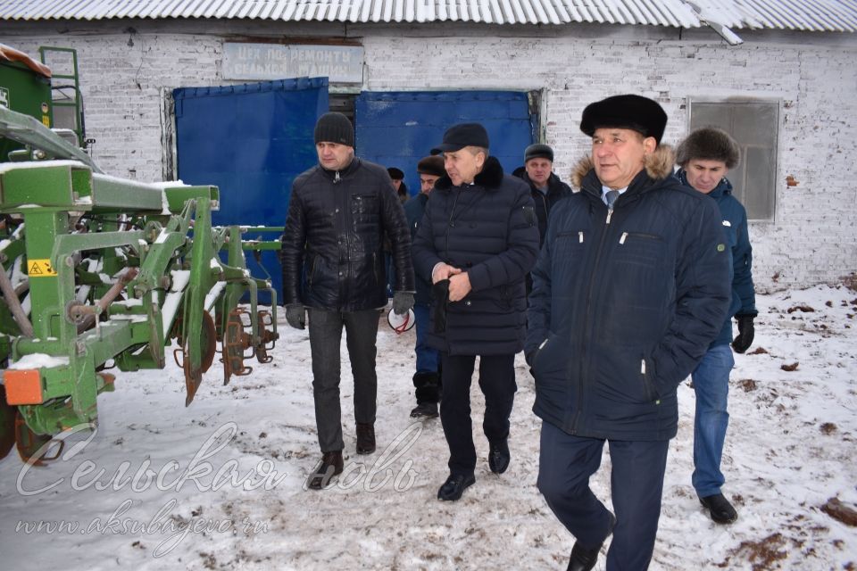 Готовность посевной техники к весне в Аксубаевском районе оценивает Минсельхозпрод