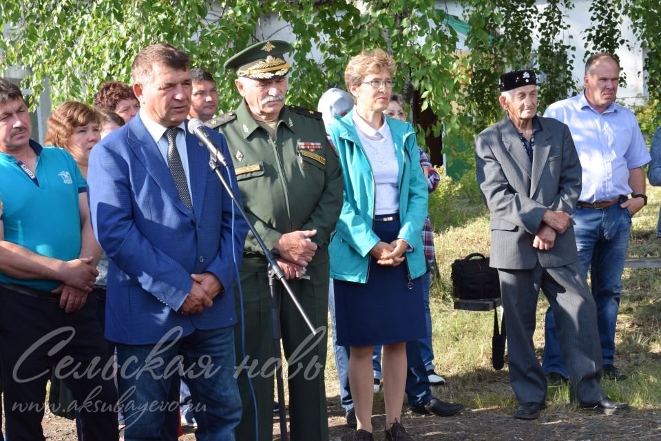 Аксубаевские парни пополнили ряды Вооруженных Сил