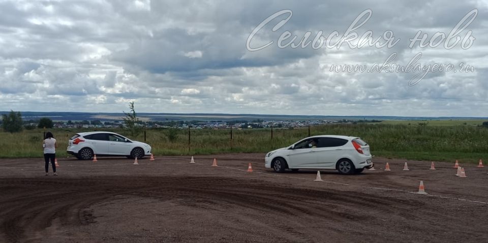 В Аксубаеве проходит конкурс "Автоледи"