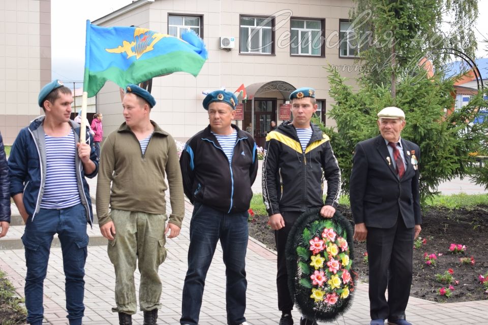Аксубаевские десантники отметили 89-ю годовщину ВДВ