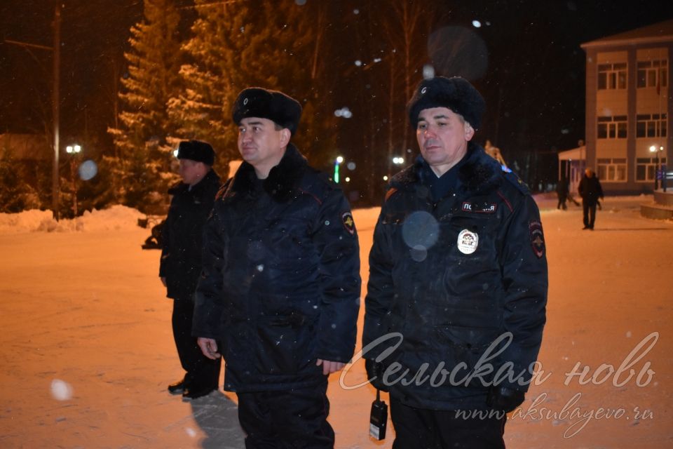 Аксубаевские полицейские провели гарнизонный развод под занавес года