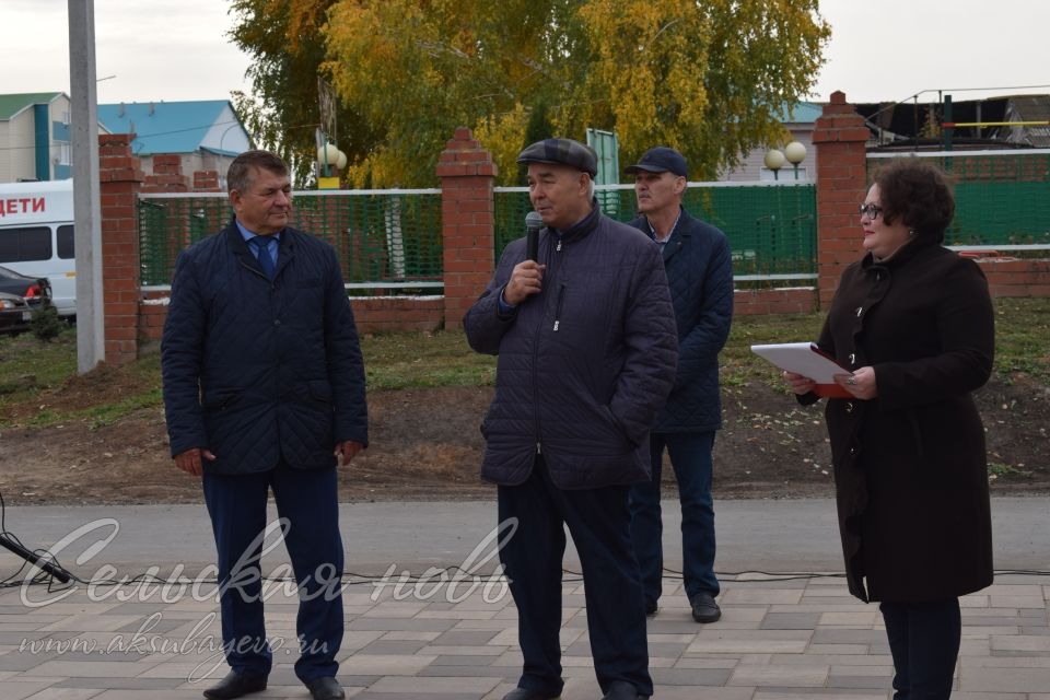 В Аксубаеве открыли набережную в центре поселка