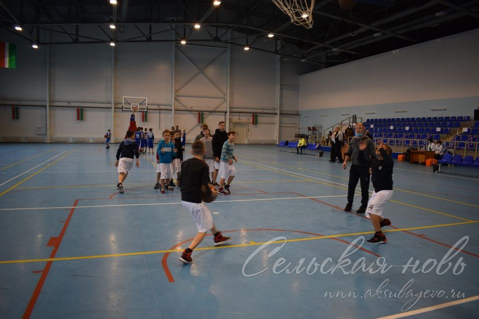 В Аксубаеве завершились республиканские соревнования по баскетболу