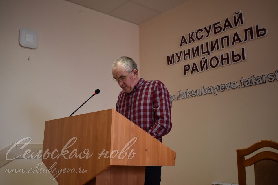 Глава Аксубаевского района поручил увеличить зарплату до среднерайонной