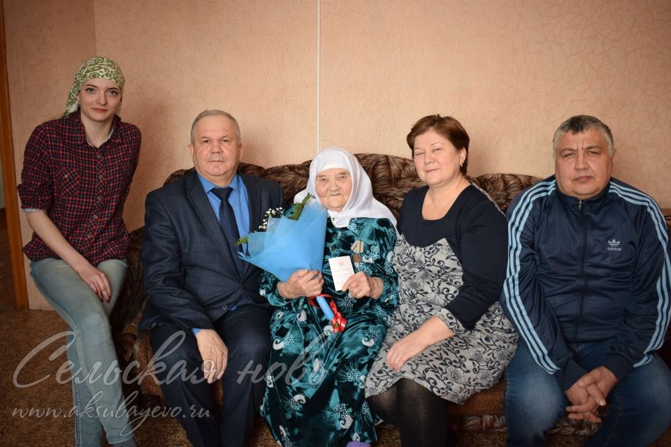 Ветеранов Аксубаевского района награждают за их безмерный труд