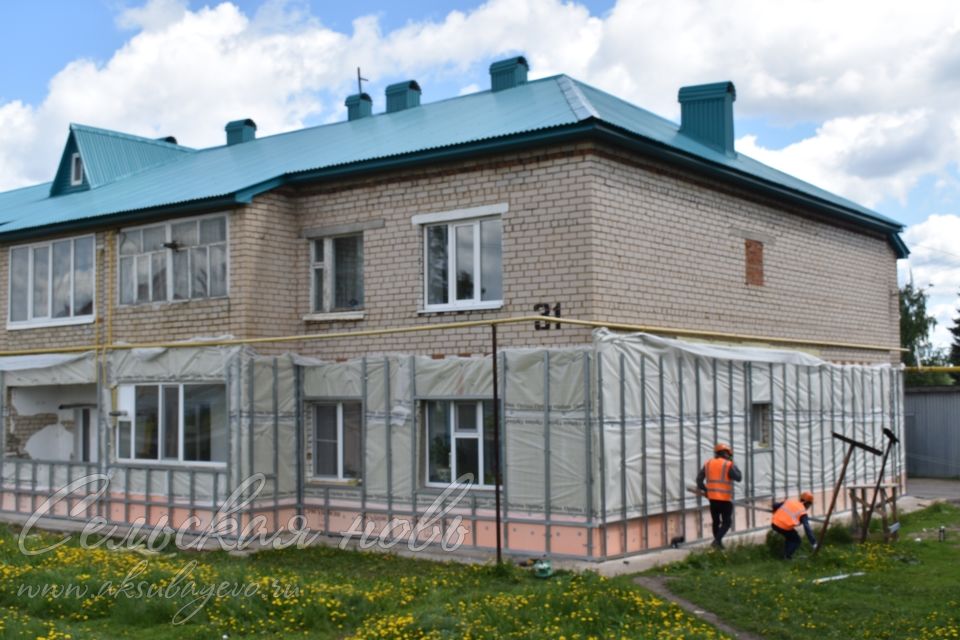 Аксубаевские многоэтажки меняют фасады за счет бюджета и собственников квартир