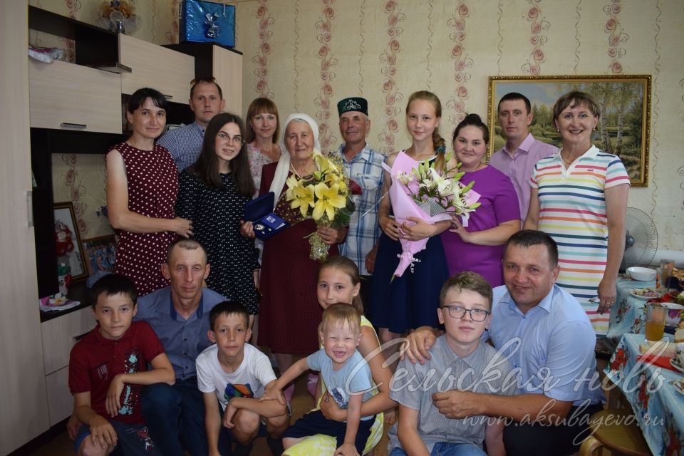 Супруги из Аксубаевского района удостоились медали «За любовь и верность»