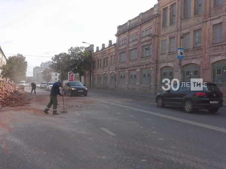 В Казани частично обрушилась стена бывшего завода