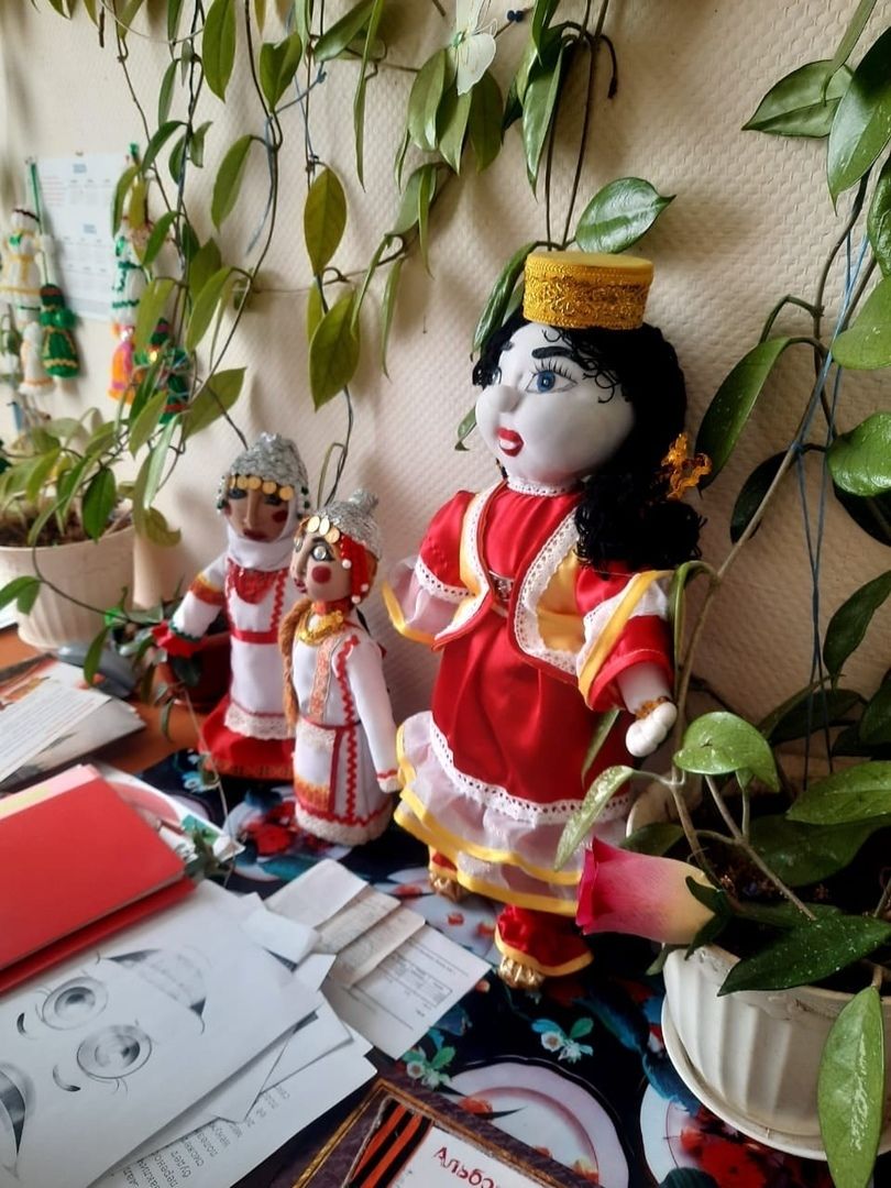 Приемные дети Аксубаевского района стали гостями студии народной арт-терапии «Секреты древней Славутницы»