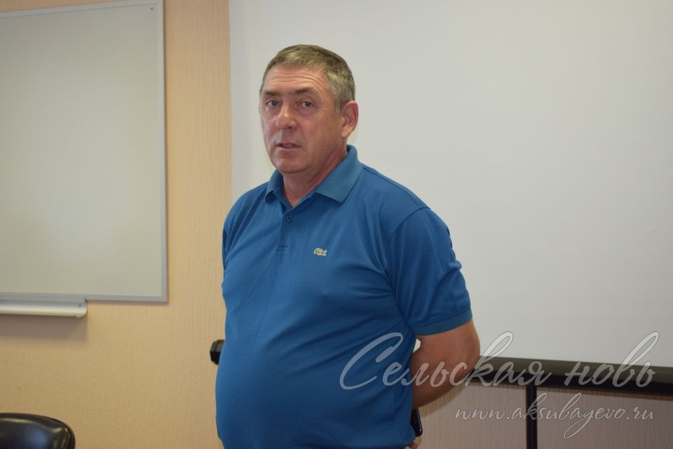 Глава района Камиль Гилманов встретился с аксубаевскими дорожниками