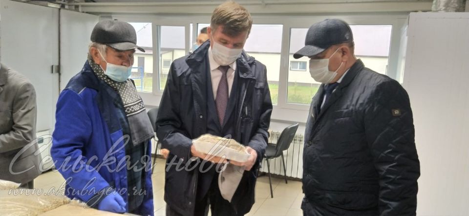 Мидхат Шагиахметов встретился с нефтяниками, посетит завод ЖБИ и промышленную площадку в Аксубаевском районе