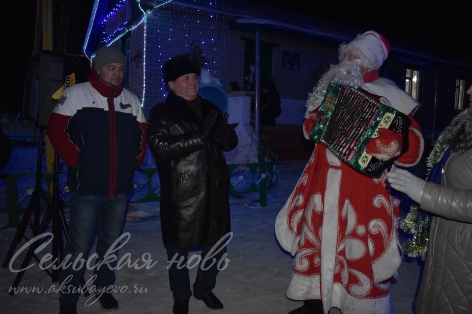 Республиканские гости оценили новогоднее оформление на родине Хасана Туфана