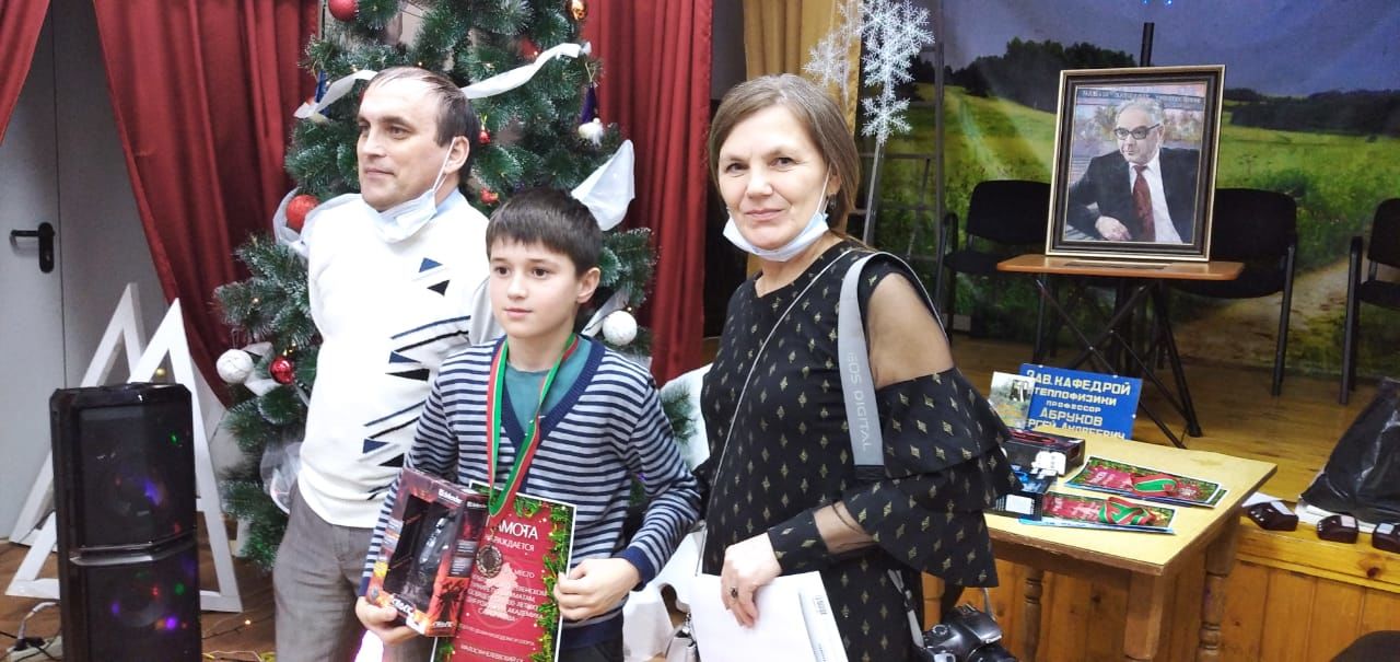 В Аксубаевском районе в память об академике провели шахматный турнир