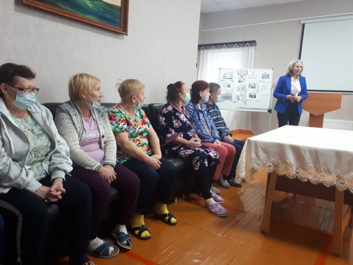 В Аксубаевской «Нежности» прошла профилактическая встреча в рамках Всемирного дня инвалидов