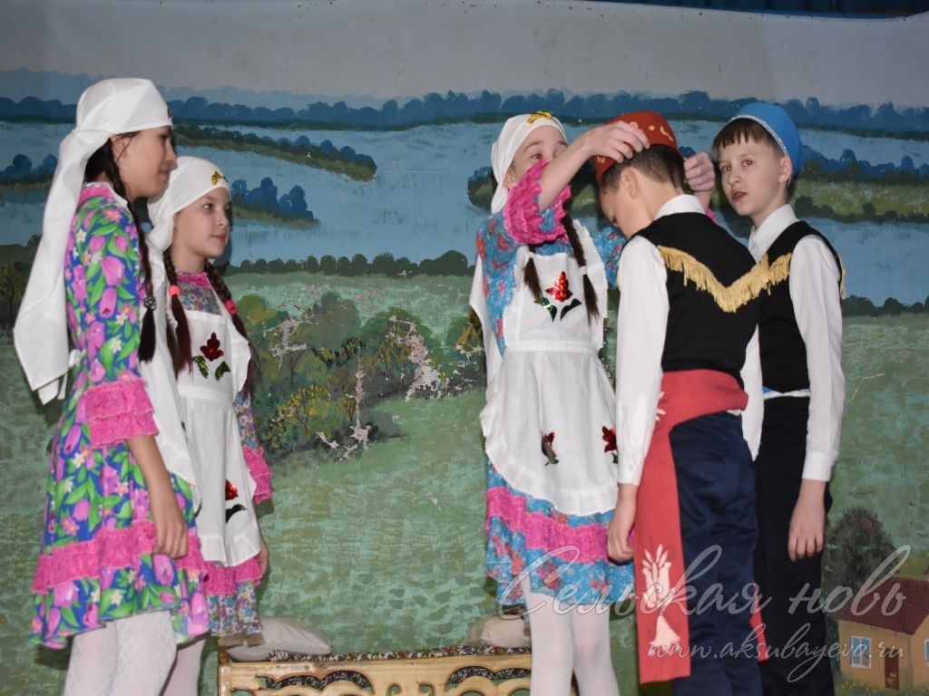 В Аксубаевском районе межпоселенческие эстафеты посвятили Году родных языков