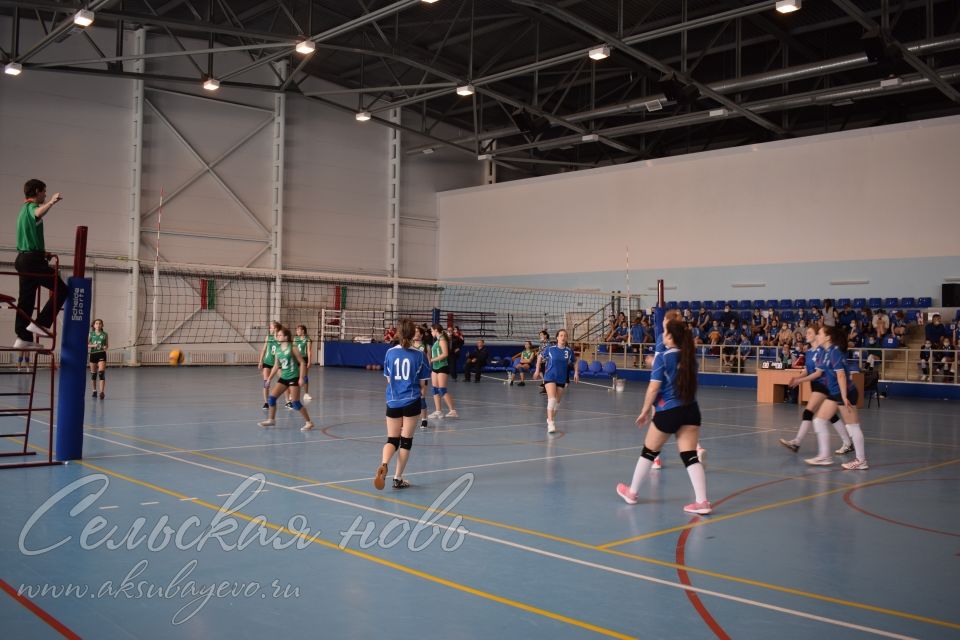 В спорткомплексе "Юность" стартовало Первенство РТ по волейболу среди девушек