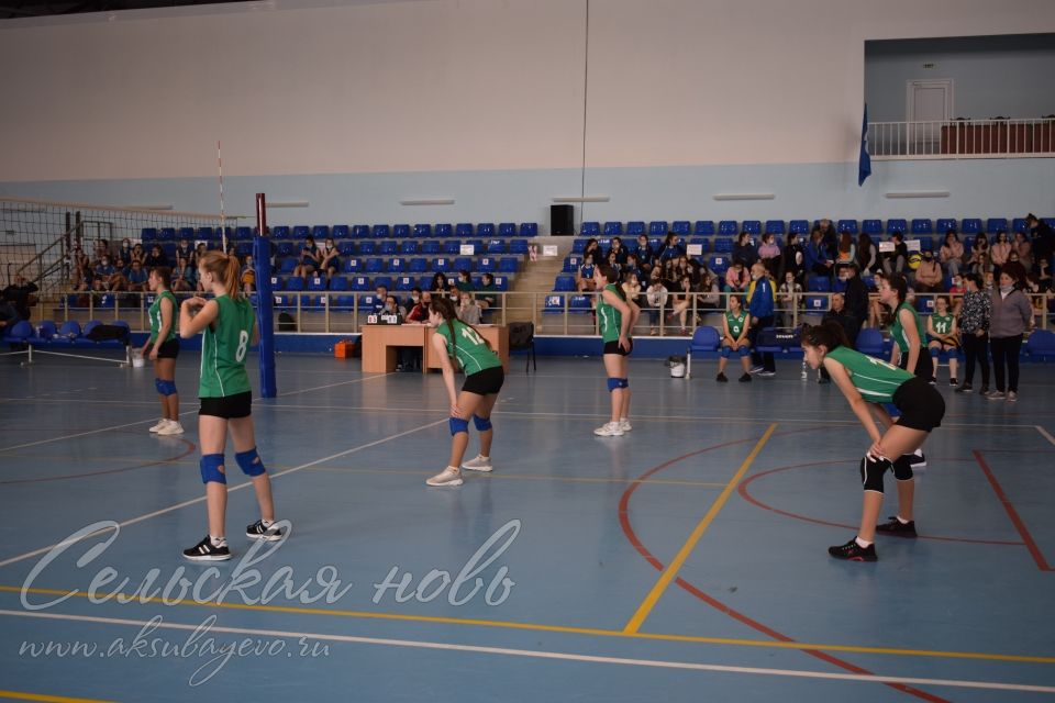 В спорткомплексе "Юность" стартовало Первенство РТ по волейболу среди девушек