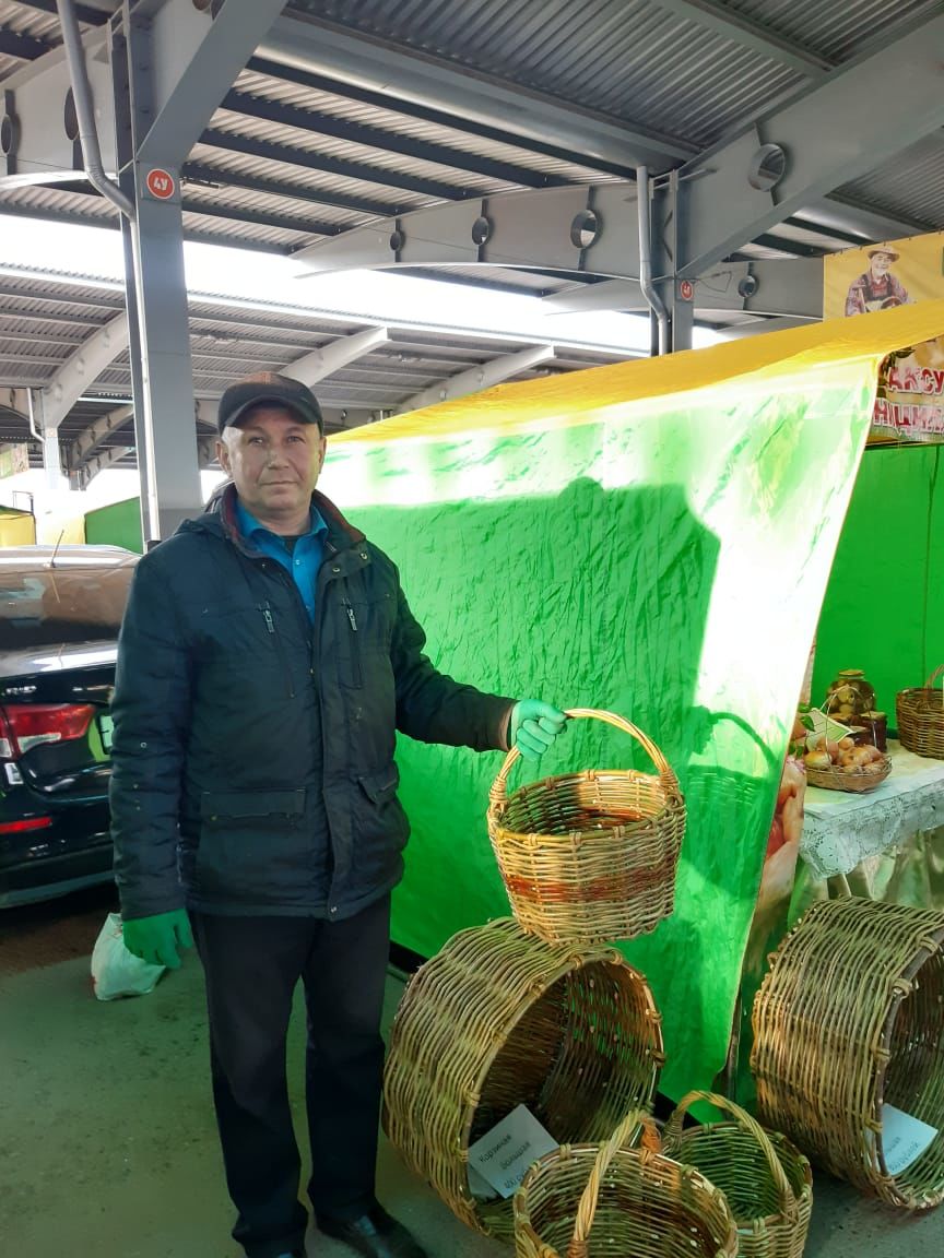 Аксубаевцы предлагают товары на казанской ярмарке