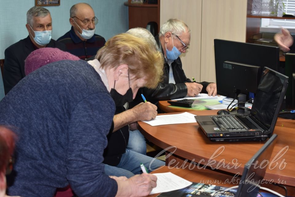 Пенсионеры Аксубаевского района приняли участие в IT-Олимпиаде