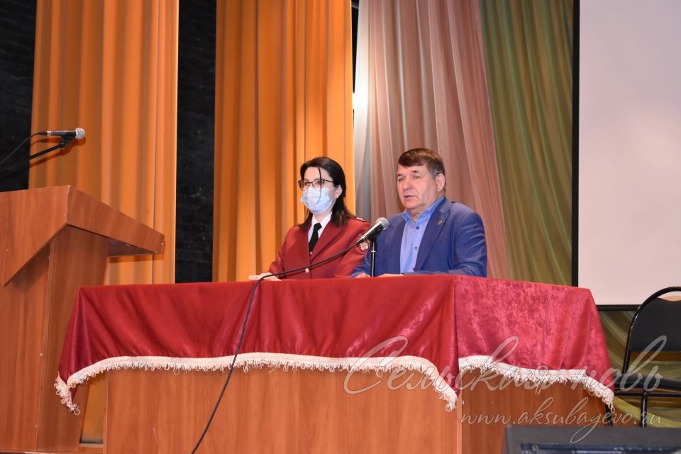 В Аксубаеве прошло совещание о необходимости вакцинации от коронавирусной инфекции