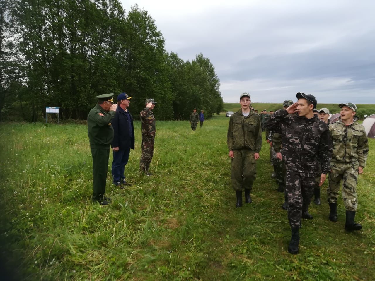 Аксубаевские школьники отправились на военно-полевые сборы