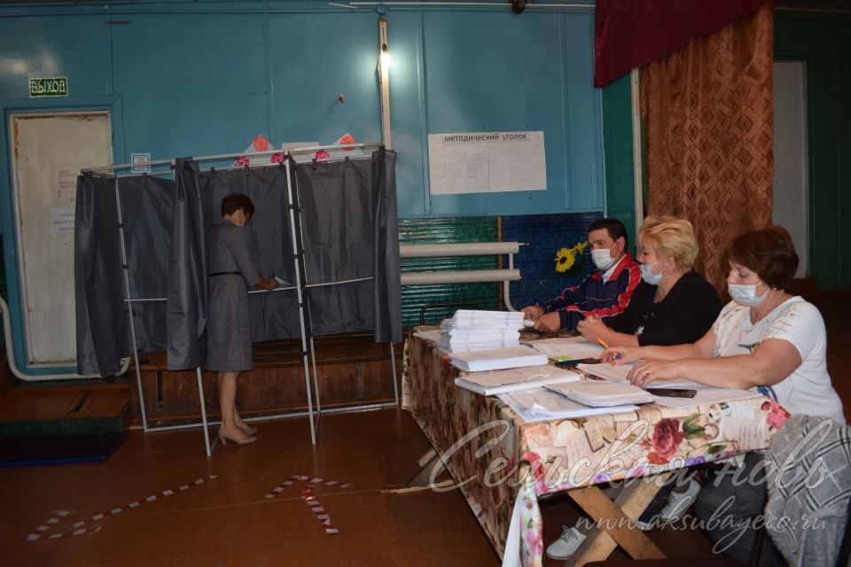 Аксубаевские пенсионеры активно участвуют в предварительном голосовании