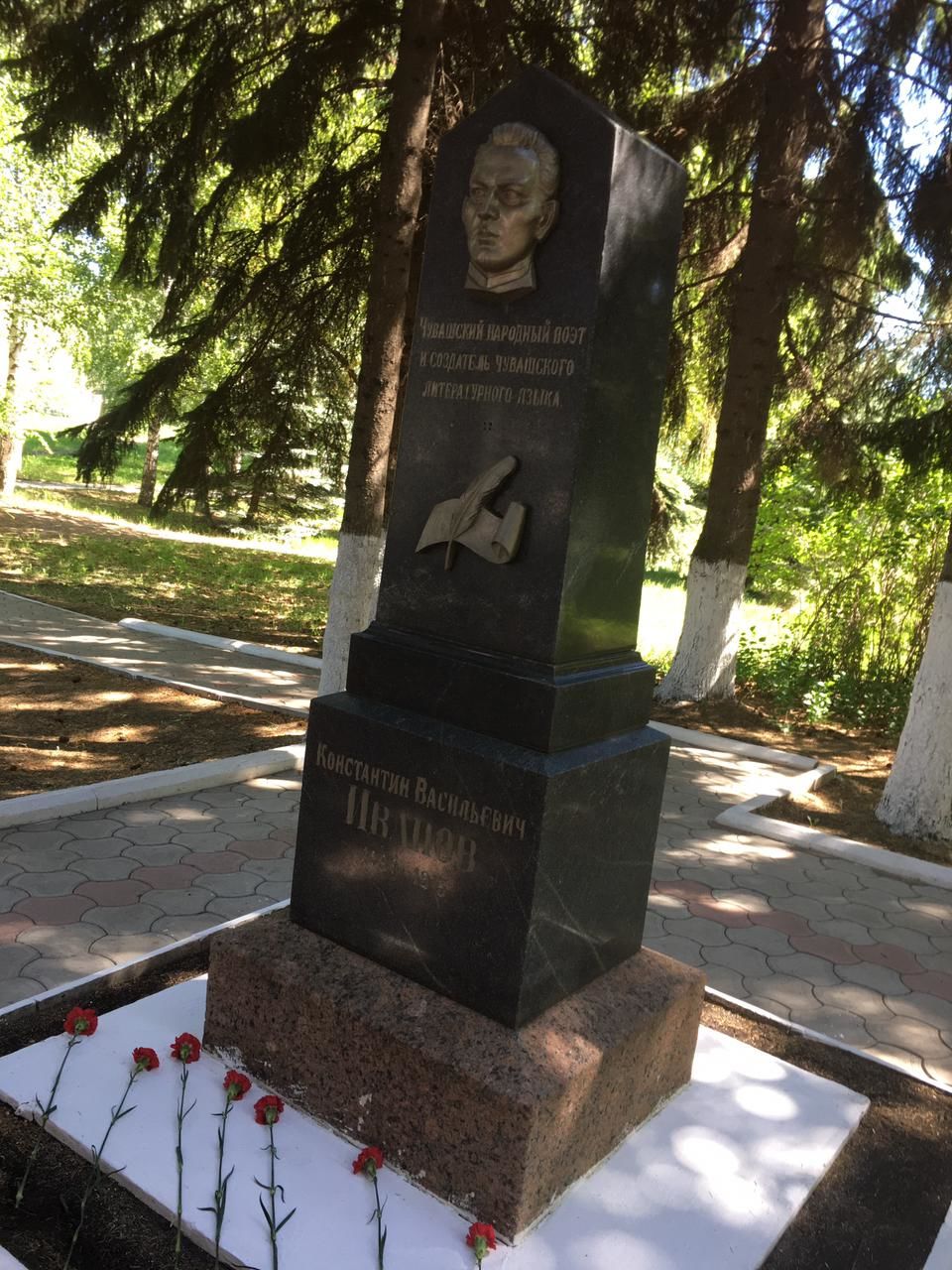 Аксубаевцы отметили день рождения любимого поэта на его родине