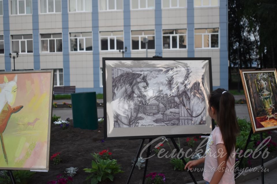 В Аксубаеве «десантировались» художники со всей России