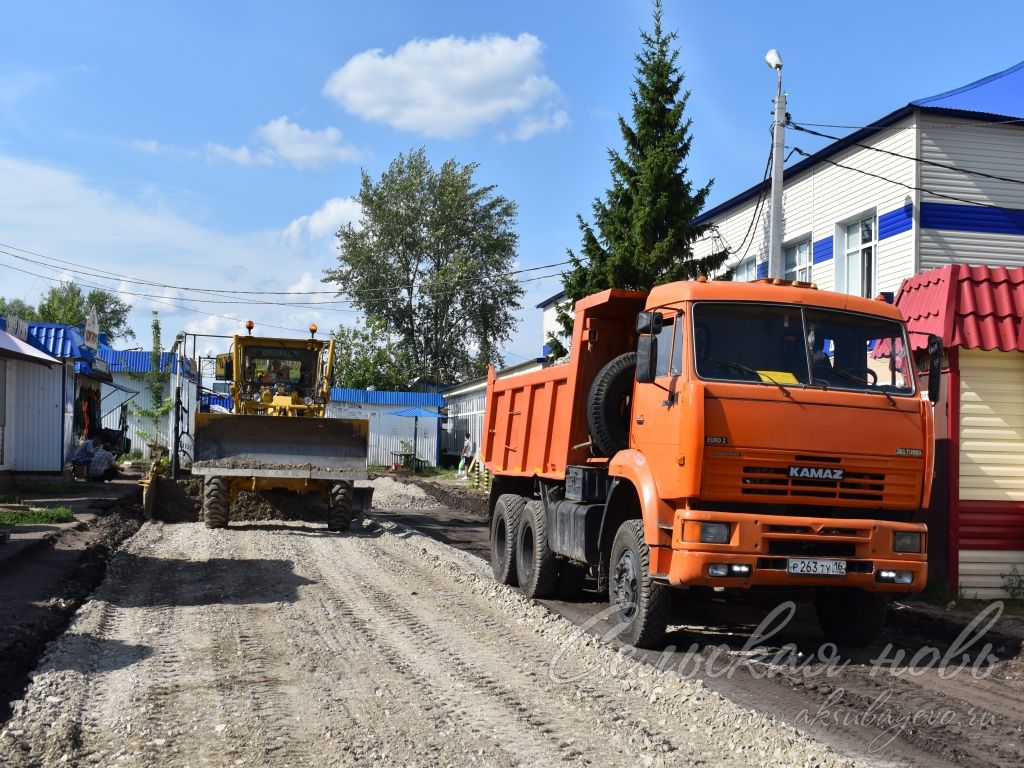 Ремонт дороги в центре Аксубаева планируют завершить к сентябрю