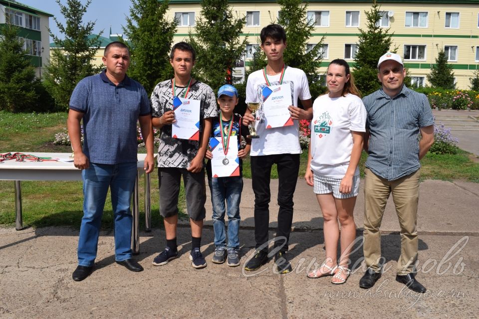 В Аксубаеве состоялся турнир по русским шашкам среди женщин и мужчин