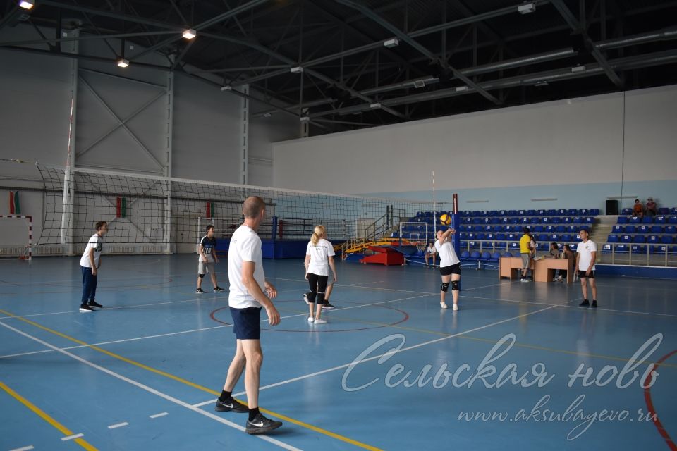 В Аксубаеве прошло первенство района по волейболу среди молодежных команд