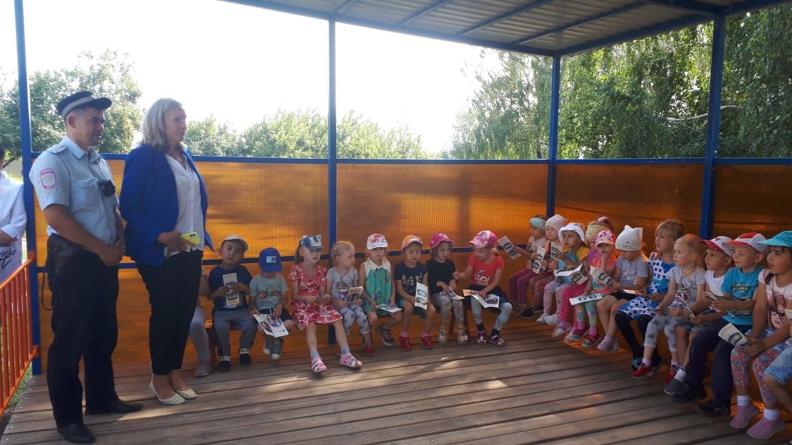 В Аксубаеве прошла профилактическая акция «Ребенок – главный пассажир!»