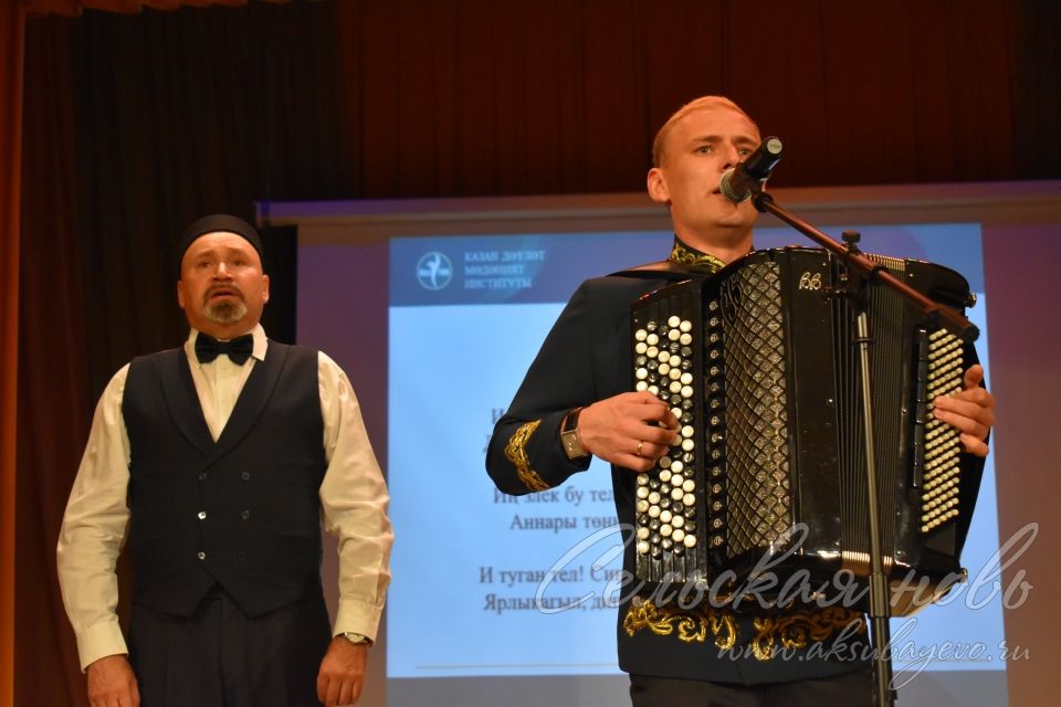 В Аксубаевском районе учили искусству выступления на родном татарском языке