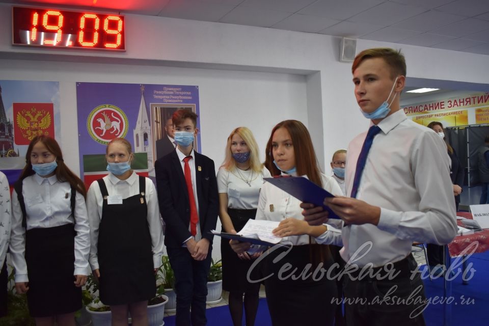В день выборов в Государственную Думу РФ в Аксубаевском техникуме вручали студенческие билеты