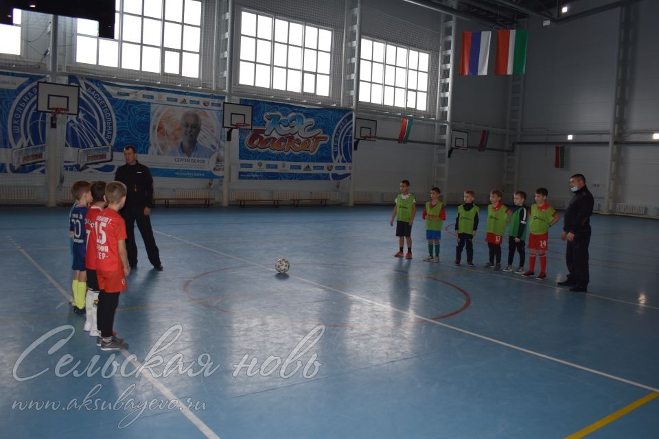 Ветеран боевых действий организовал соревнования по мини-футболу в Аксубаеве