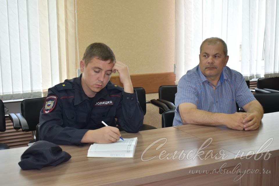 В Аксубаеве прошло заседание комиссии по координации работы по противодействию коррупции