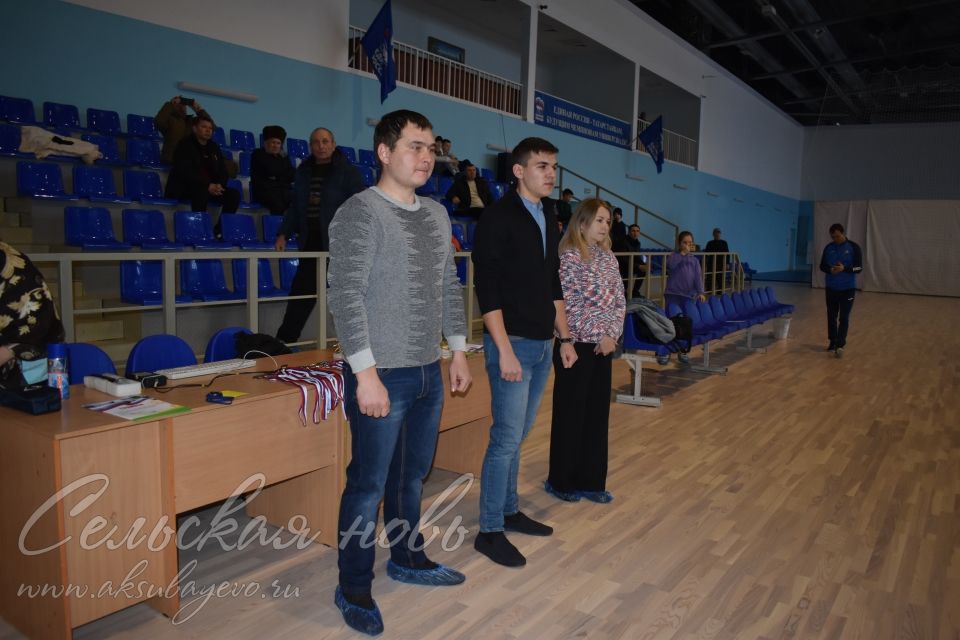 В Аксубаеве футбольный матч посвятили памяти офицера-танкиста