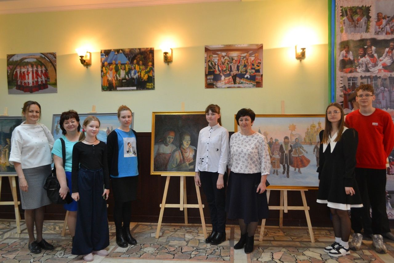 В Аксубаеве открылась выставка картин молодых художников