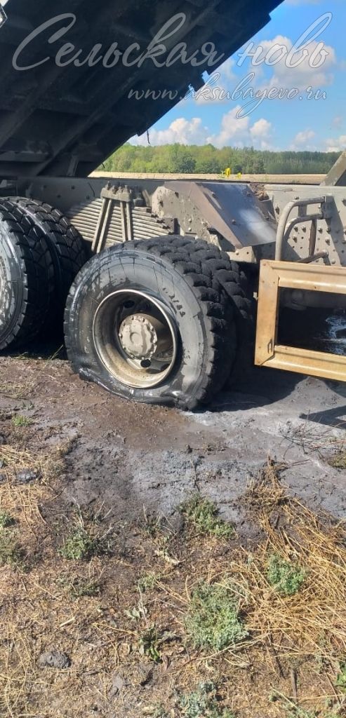 В Аксубаевском районе погиб водитель самосвала, задевший высоковольтные провода