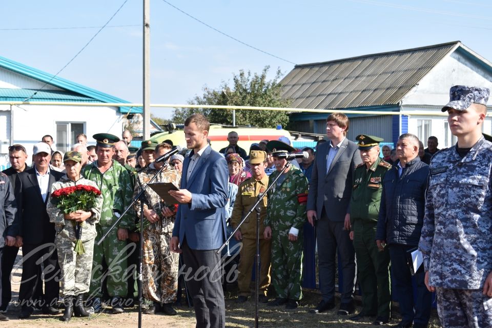 Попросился в отпуск и успел порадоваться рождению сына