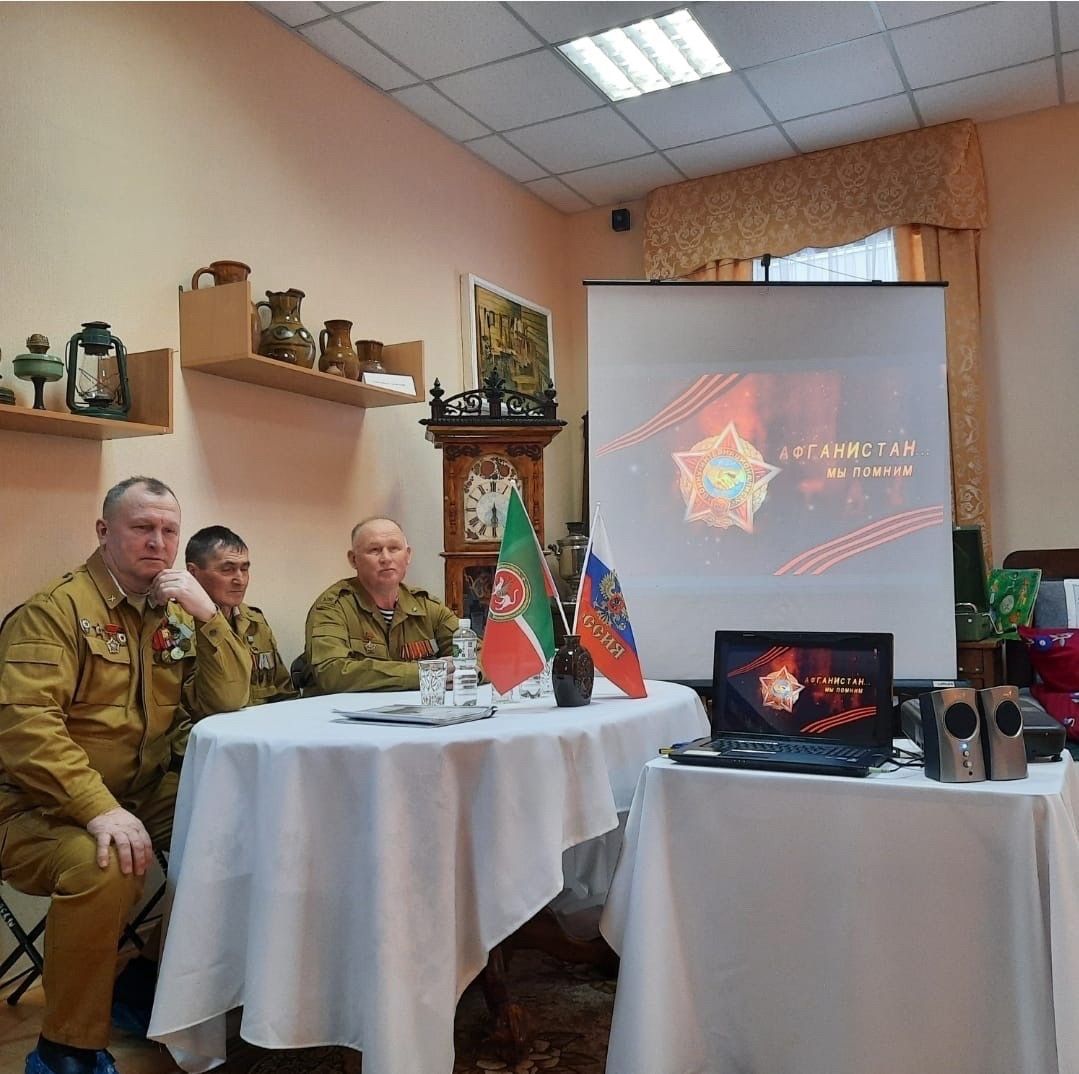 В Аксубаевском краеведческом музее состоялась встреча героев афганской войны с учащимися Аксубаевского техникума универсальных технологий