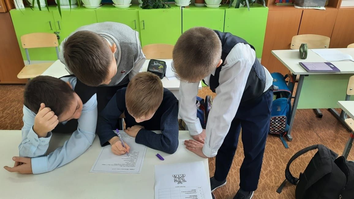 Начиная с понедельника малыши Кривоозерской школы участвуют в разных мероприятиях
