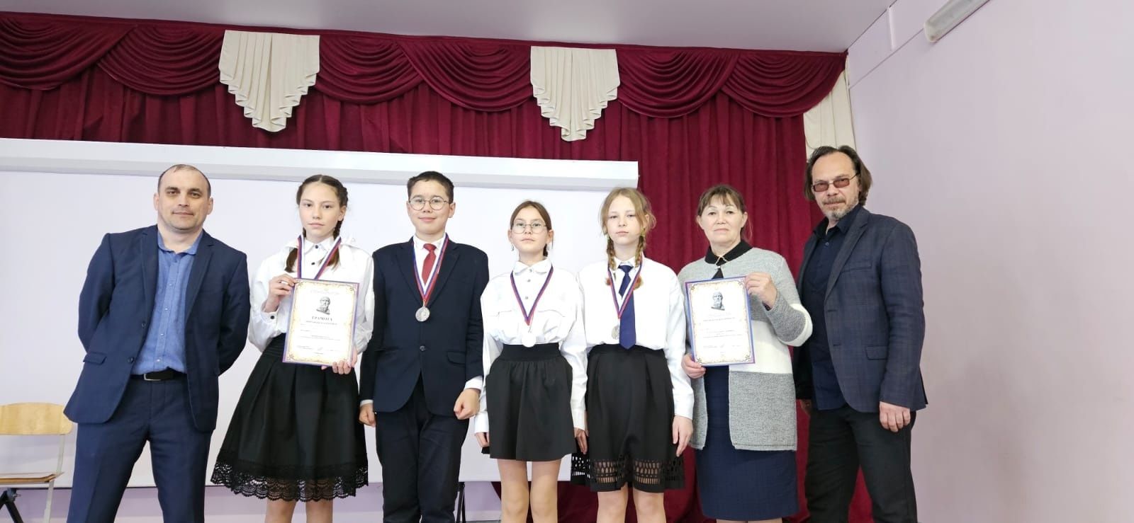 На площадке Аксубаевской школы состоялся финал VIII историко - обществоведческого турнира